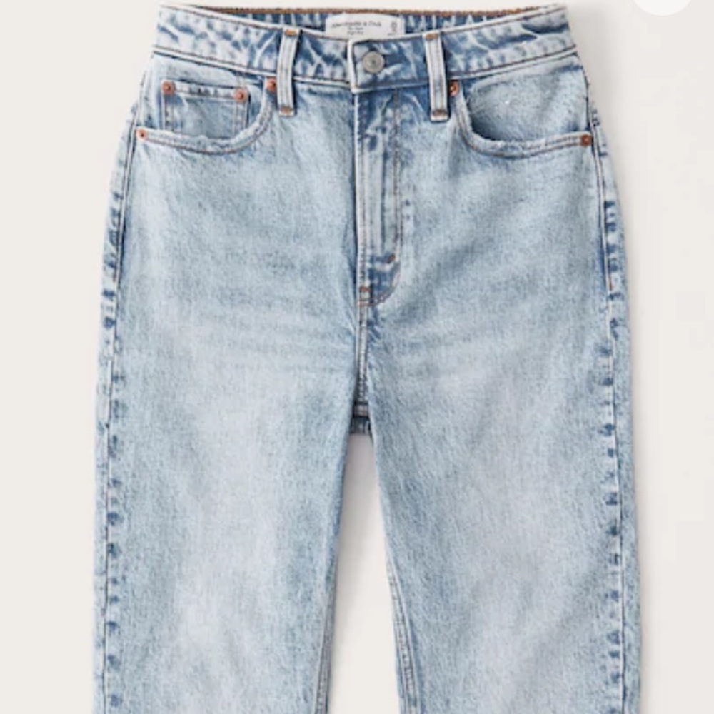 Abercrombie Curve Love Mom jeans